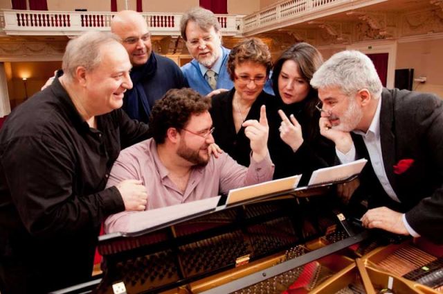 Flavio Colusso con Francesco Quattrocchi e il Cast de Il Maestro di Cappella, o i fantasmi dell’opera